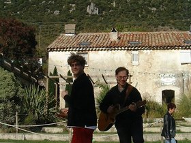 ../2001/11/8-nice-FRA-ian-jose.jpg