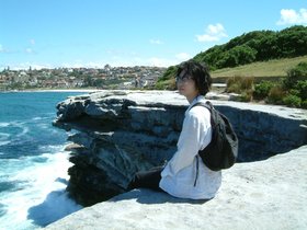 ../2002/10/12-sydney-AUS-bondi-beach-lookout-nora.jpg