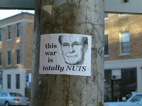 ../2003/04/06-graffiti-sticker-rumsfield.jpg