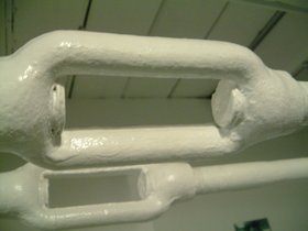 ../2004/02/15-brooklyn-NY-apt-bolts.jpg