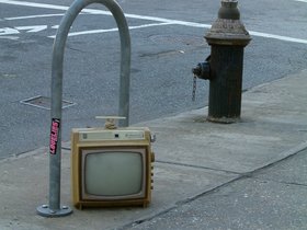 ../2004/04/13-brooklyn-NY-tv.jpg
