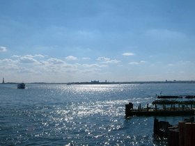 ../2005/06/05-brooklyn-NY-waterfront.jpg