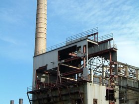 ../2007/03/31-brooklyn-NY-redhook-chimney.jpg