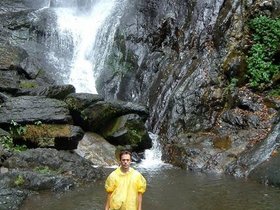 ../2007/08/07-1014-hi-falls-joseph-by_nora-bynora.jpg