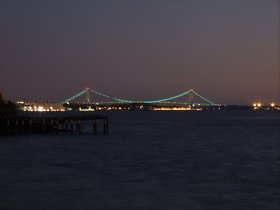 ../2007/09/01-1957-brooklyn-NY-redhook-verrazano-bridge.jpg