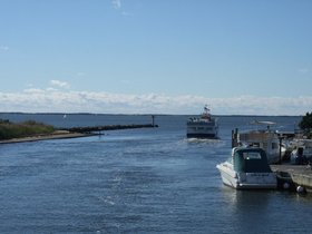 ../2007/09/16-0930-fire_island-NY-ferry.jpg