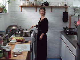 22-1533-nora-cooking.jpg