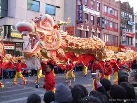 01-1305-chinatown-dragon-running.jpg