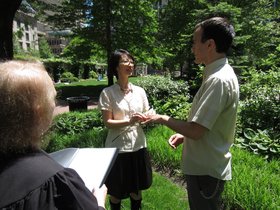 ../2012/05-wedding/19-1256-wedding-nora-ring-joseph-bleventhal_park_2.jpg
