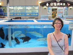 01-1913-nora-KOR-beach-gangneung.jpg