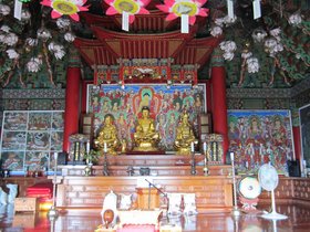 06-1451-KOR-temple-seoul.jpg