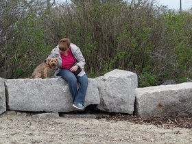 ../2014/05/10-1537-portland_ME-ME-dog-casper-ruth.jpg