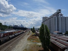 ../2014/05/27-1640-edwards_park-seattle-WA-park.jpg