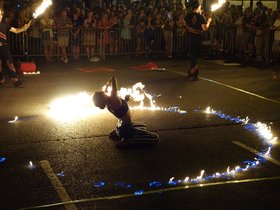 ../2014/08/09-2218-union_sq-MA-circus-fire.jpg