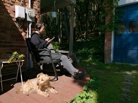 ../2015/06/06-1255-casper-north_adams-MA-nora-dog.jpg