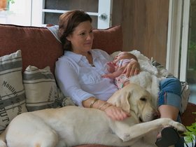 04-1552-jen-cecilia-dog.jpg