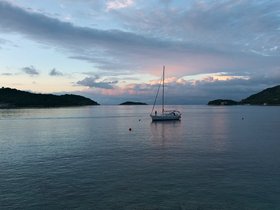 15-1906-vis-HRV-island.jpg