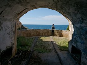 16-1557-vis-tunnel-HRV-island-ruins.jpg
