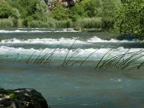 18-1319-skradin_krka-waterfall-HRV.mp4