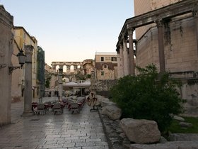 22-1920-HRV-diocletian_palace-split.jpg