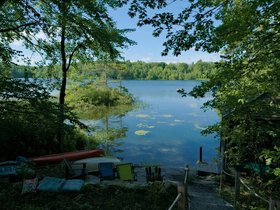 ../2017/07/28-0911-mount_william_pond-NH.jpg
