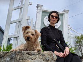 ../2019/05/11-1419-peaks_island-casper-nora-dog-ME.jpg