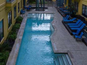 ../2020/02/29-1811-austin-TX-pool.jpg