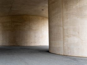 05-1340-architecture.jpg