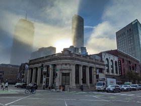 ../2021/10/12-0812-boston-MA-fog-sun.jpg