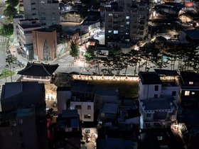 07-2016-KOR-building-seoul.jpg